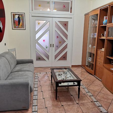 Apartament Domus Cornelia Neapol Zewnętrze zdjęcie