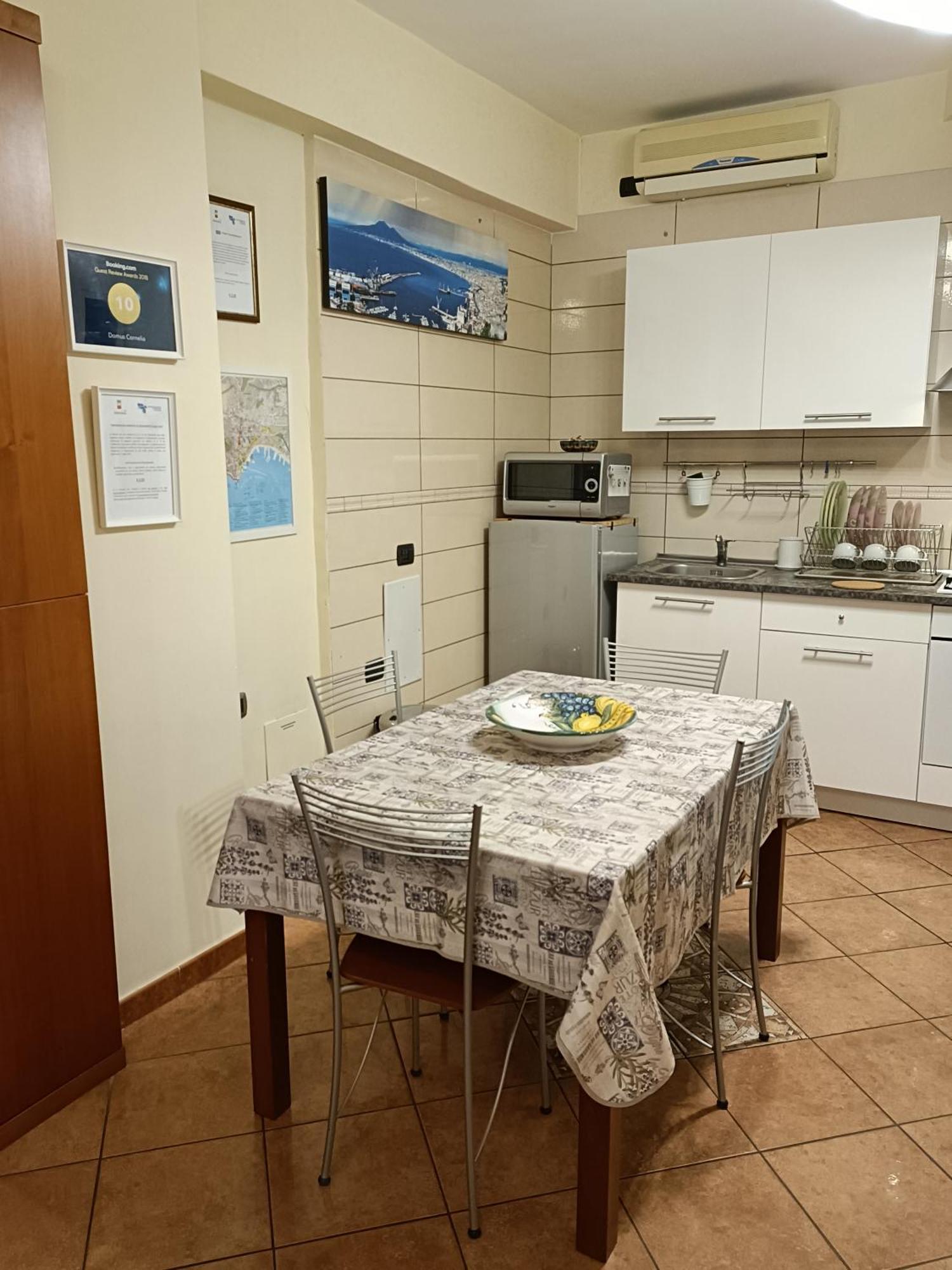 Apartament Domus Cornelia Neapol Pokój zdjęcie